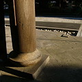 写真: 建長寺山門の柱