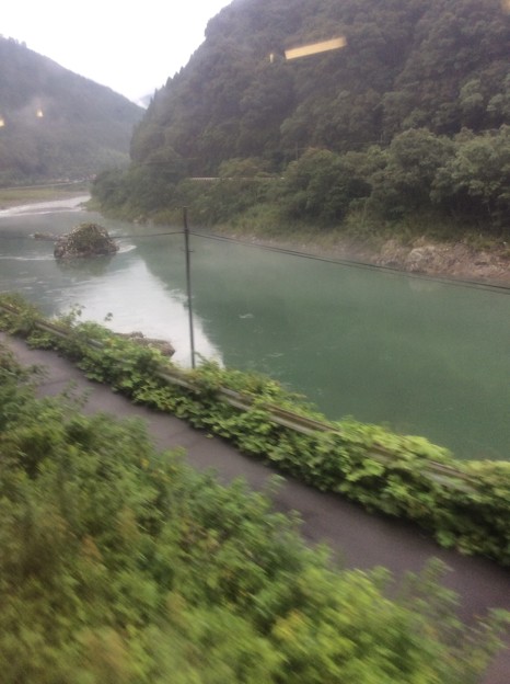 写真: 球磨川の流れ２