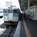 写真: 普通列車小淵沢行き
