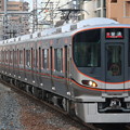 写真: 大阪環状線323系　LS10編成