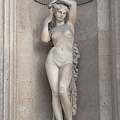 写真: ルーブル外壁彫像