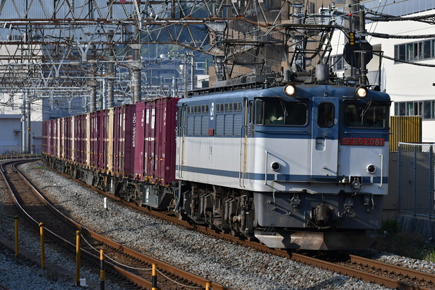 写真: 貨物列車 (EF652081)