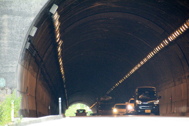 写真: 久栗坂トンネル