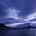 写真: 防波堤灯台