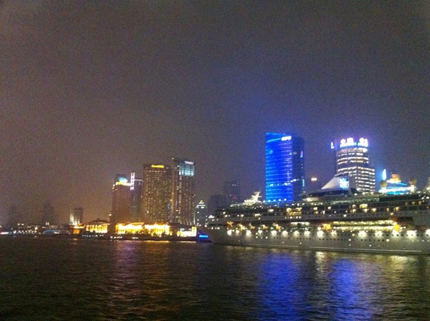 写真: 上海夜景