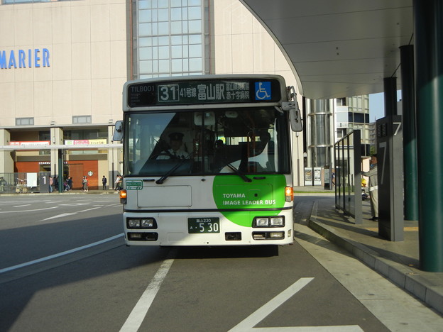 富山地鉄バス 530