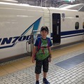 写真: 新大阪駅にて