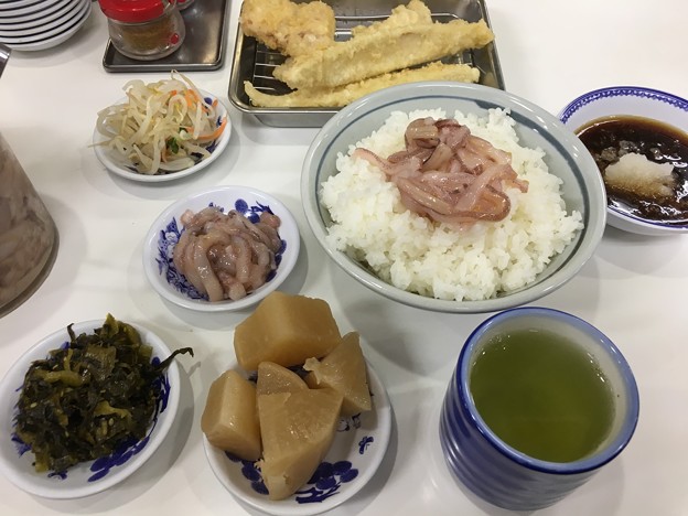 写真: 福岡のご飯