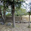 写真: 08尼子氏の城（館）跡の土塁公園 (1)