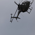写真: OH-6垂直引き起こし