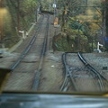写真: 箱根登山電車の車窓（出山信号場界隈）
