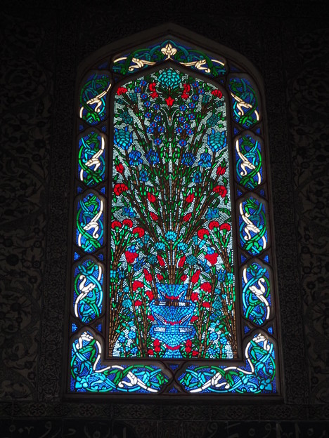 ﾄﾌﾟｶﾌﾟ宮殿ﾊｰﾚﾑ Stained glass in Topkapi harem