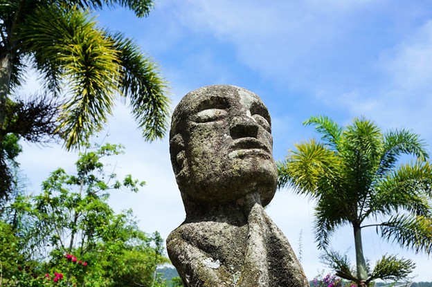 ひたぶる心〜インドネシア  Batak Tribe&#039;s Stone Statue