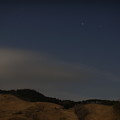 写真: 夜のとの峰高原