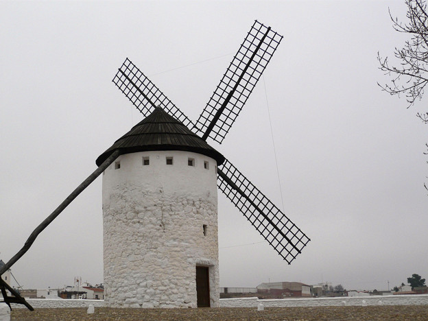 写真: 2009.01.17　スペイン　ラ・マンチャ地方 風車