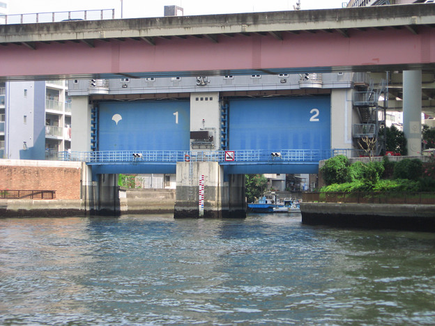 写真: 東京ヴェニス物語・隅田川の水門：2008_0913_pwsA540_IMG_2511