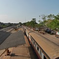 写真: キリラッタニコム行き普通列車、タイ国鉄