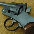 写真: レインボーラグーン 二十六年式拳銃
