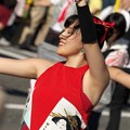 写真: 三島サンバパレードの舞は続く
