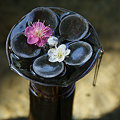 写真: 荏柄天神社の手水舎の梅！