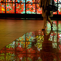 写真: 日比谷線銀座駅のステンドグラス