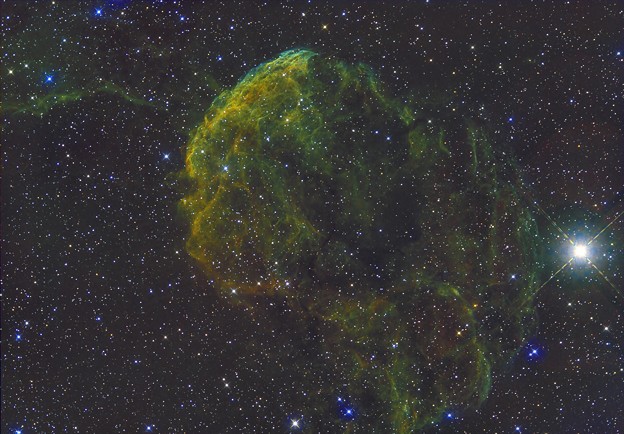 写真: くらげ星雲　IC443