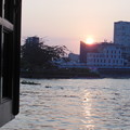 サイゴン川と夕日