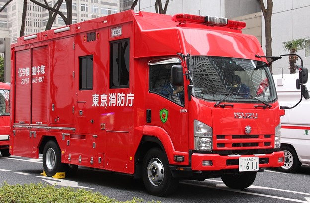写真: 東京消防庁　特殊災害対策車