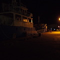 夜の港