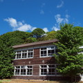 Photos: 青空と木造校舎♪
