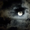 写真: 6/13満月と雲