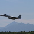 写真: F-15J 低い上がり