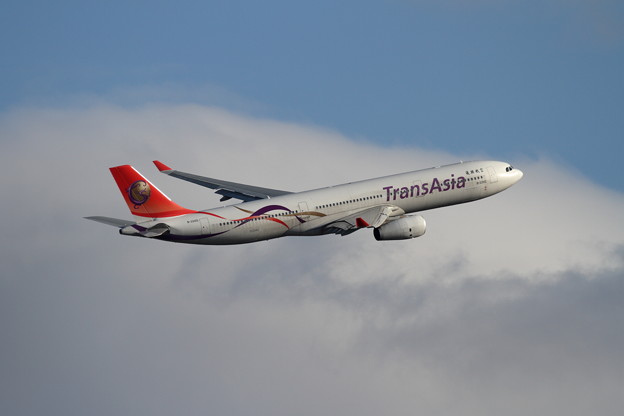 A330 B-22102 TransAsia