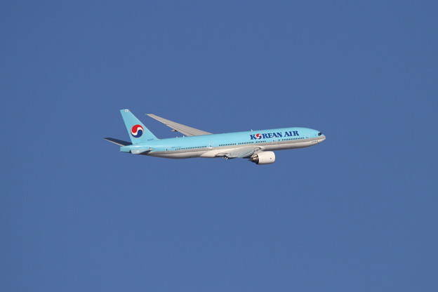 B777 HL7575 Korean Air