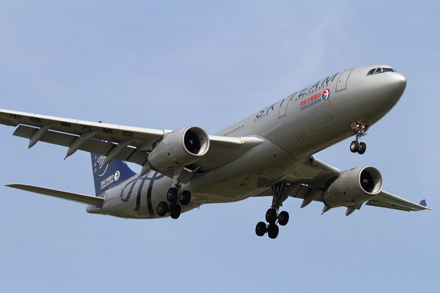写真: A330-200 東方航空 B-5949 approach