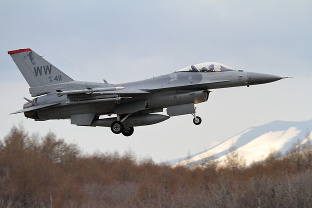 F-16C 91-0411 WW 13FS (2)