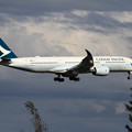 写真: A350 CPA CX580で久しぶりに飛来 (2)