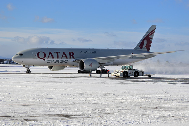 写真: Boeing777F Qatar Airways Cargo A7-BFF taxiing
