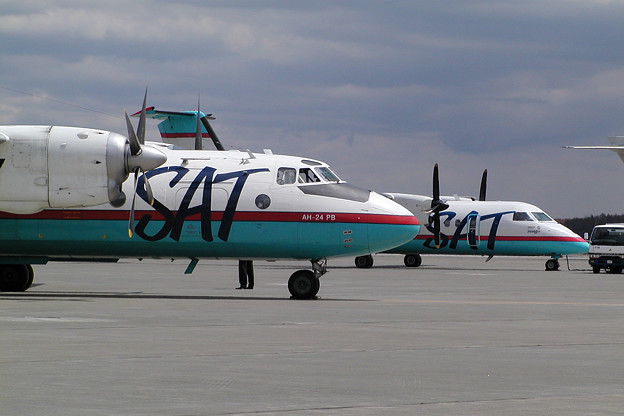 Antonov An-24とDHC8 SAT CTS 2005.05(1)