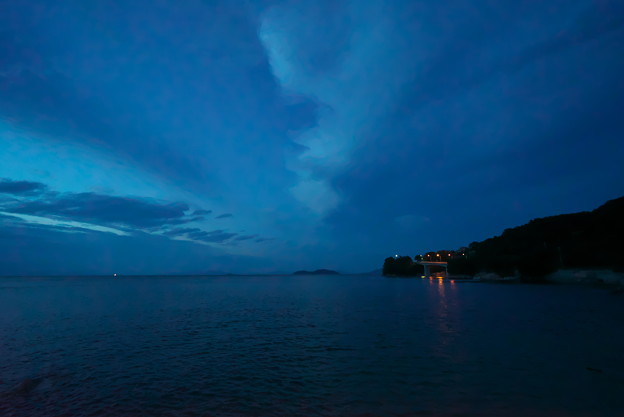 写真: 岬の夕空　胸騒ぎ