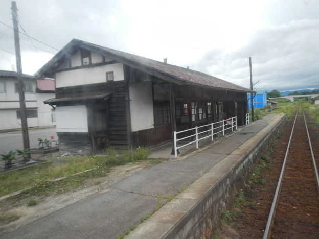 写真: にしおおつか／山形鉄道・西大塚駅