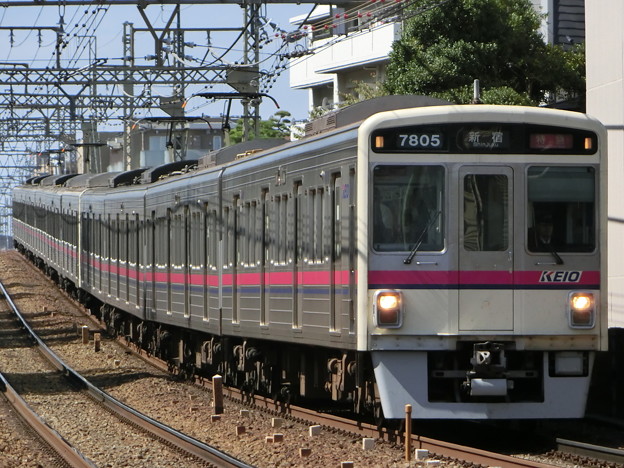 京王7000系(7705F+7805F) 特急新宿行き
