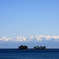 富山湾に浮かぶ立山連峰