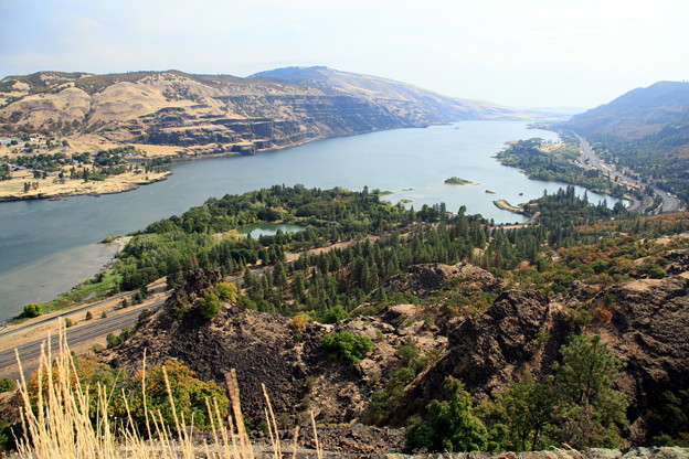 3-Rowena Crest Viewpoint (1)