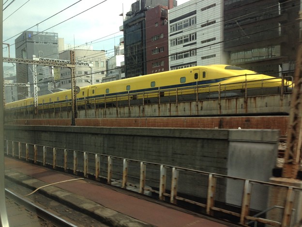 写真: 新幹線　ドクターイエロー