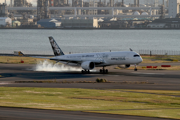 写真: Airbus A350-900
