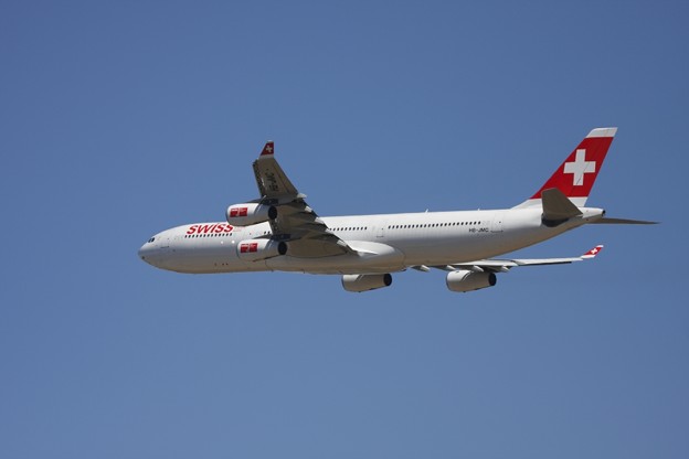 写真: Swiss Air_A340
