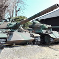 写真: 74式戦車＆61式戦車