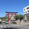写真: 鶴岡八幡宮 二の鳥居（鎌倉市）