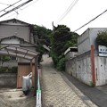 写真: 名越山登り口（鎌倉市）